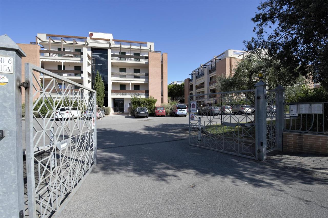 Le Residenze Di Santa Costanza - Mirto/Corbezzolo Aparthotel San Vincenzo Exterior photo