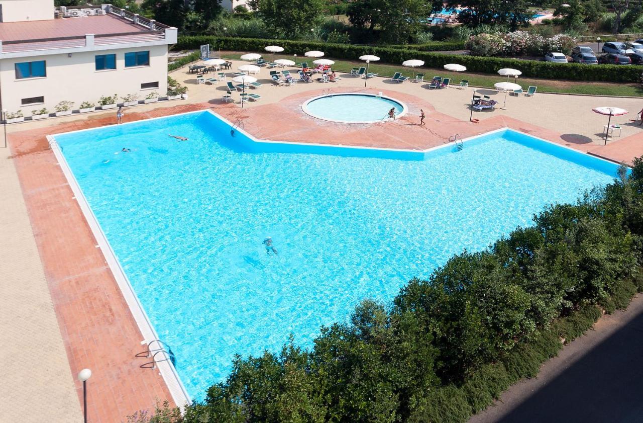 Le Residenze Di Santa Costanza - Mirto/Corbezzolo Aparthotel San Vincenzo Exterior photo